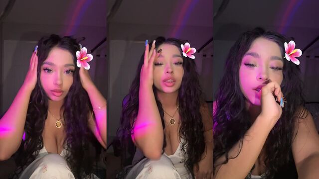 A guy masturbates his dick on TikTok live and comes quickly