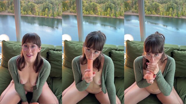 A college girl with a cute face is a nymphomaniac
