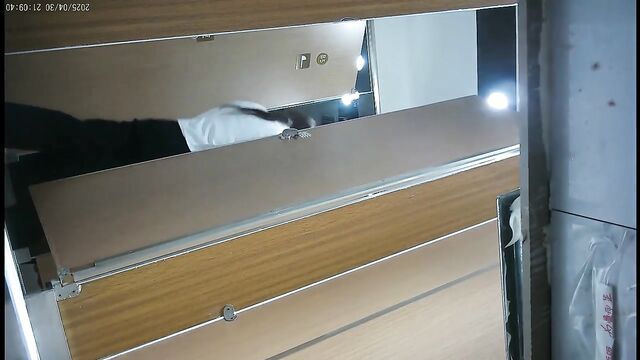 Spycam voyeur Asian toilet 22