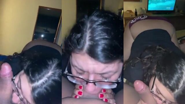 Hot BBW Latina gives a deepthroat blowjob in this hot vid