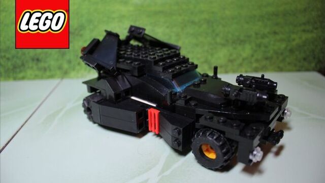 LEGO Batman vs. Superman Batmobile / Лего бэтмобиль из Бэтмен против Супермена