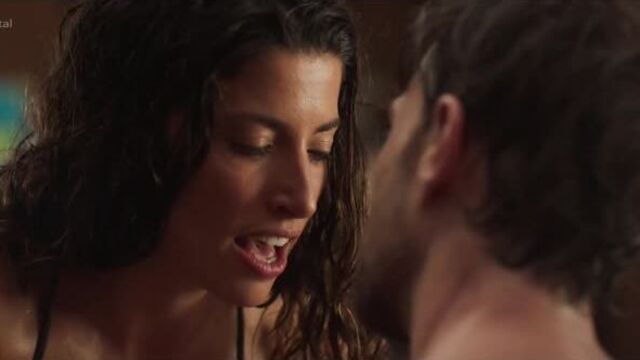 Tania Raymonde - Deep Blue Sea 3 (2020) HD 1080p Nude? Sexy! Watch Online / Таня Рэймонд - Глубокое синее море 3