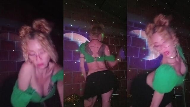 A Colombian blonde with a big ass was fucked in missionary position