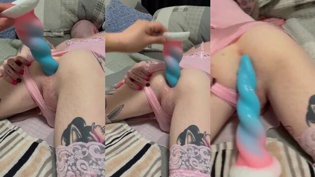 A sissy man got fucked by his prison bitch after release