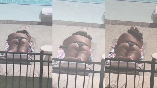 Bitches are having fun in the pool