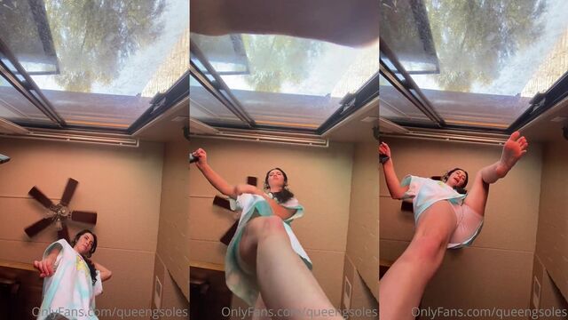 Dark-haired baddie’s oily soles and feet JOI action is pure fire