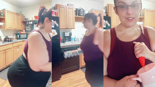 I need a maid like this in my home with huge ass