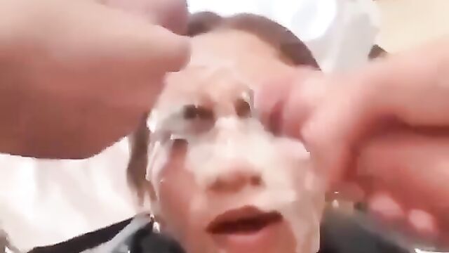 I came cum on the whore's face