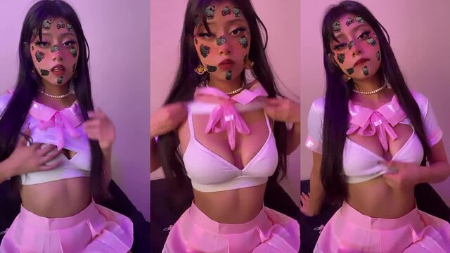 My girlfriend dressed as a colegiala is very naughty, pt2