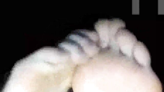 Amateur girls are ready to show their feet and soles