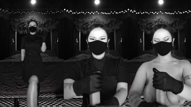Big tits gothic sex with a huge breast