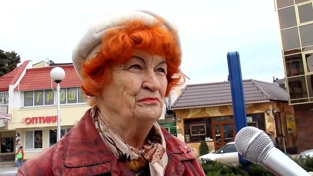 Алушта. Крымъ всегда былъ русскімъ и долженъ вернуться на Родину. Пока была Украинская ССР, ее терпели, а когда стала бандитская Украина, мы пошли домой