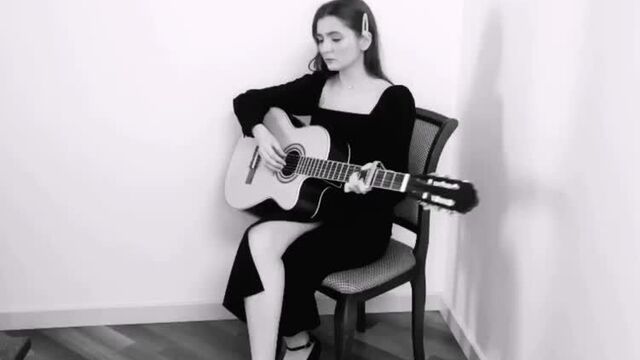 Полина - кавер на "Заплетаю ветер на коротких волосах"