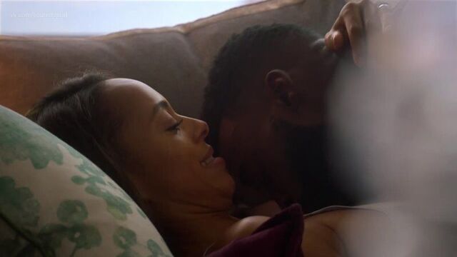 Andrea Bordeaux, Amber Stevens, Bresha Webb - Run the World s01e03 / Андреа Бордо, Эмбер Стивенс, Бреша Уэбб - Управляй миром