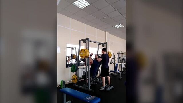 Андрей Смаев. На что способен Слесарь из России؟