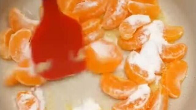 Лёгкий десерт без выпечки (описание под видео)