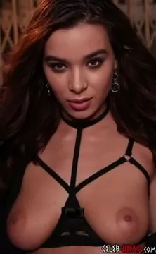 Hailee Steinfeld's