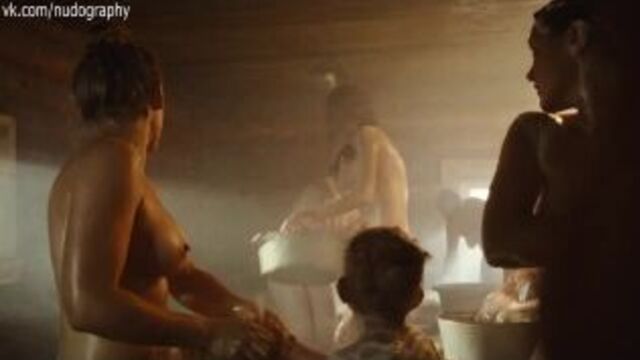 Голые бабы в бане в фильме "Край" (The Edge, 2010, Алексей Учитель)