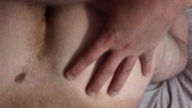 Армянские парни трахаются с финалом в очко