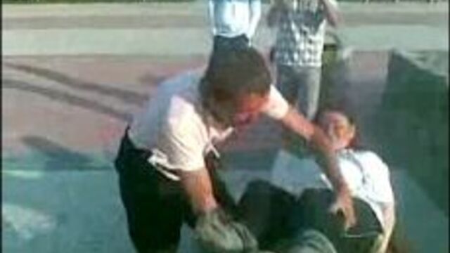 бомжи ходят голыми и совокупляются в набережных челнах на улице