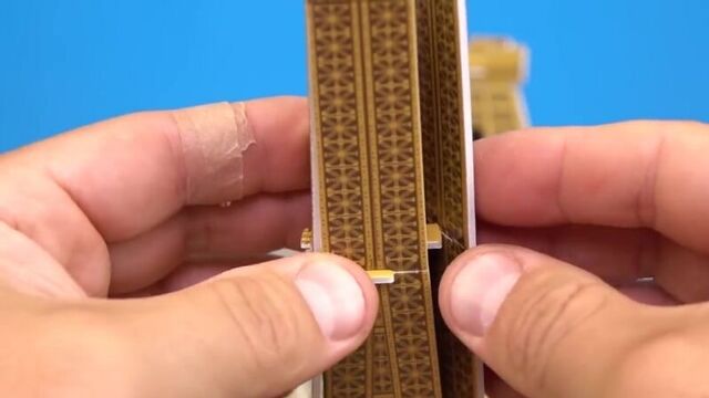 [Познаватель] ЖЕЛЕЙНЫЙ МЕДВЕДЬ ВАЛЕРА УЕЗЖАЕТ В ПАРИЖ