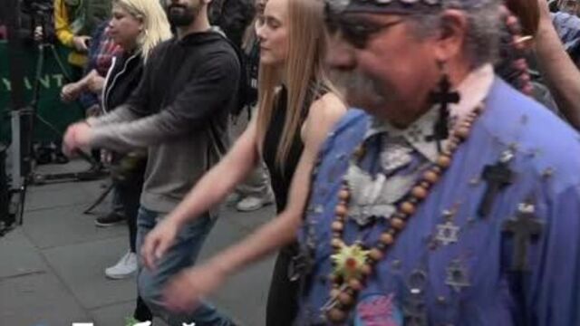 Уроки сальсы под открытым небом Манхэттена